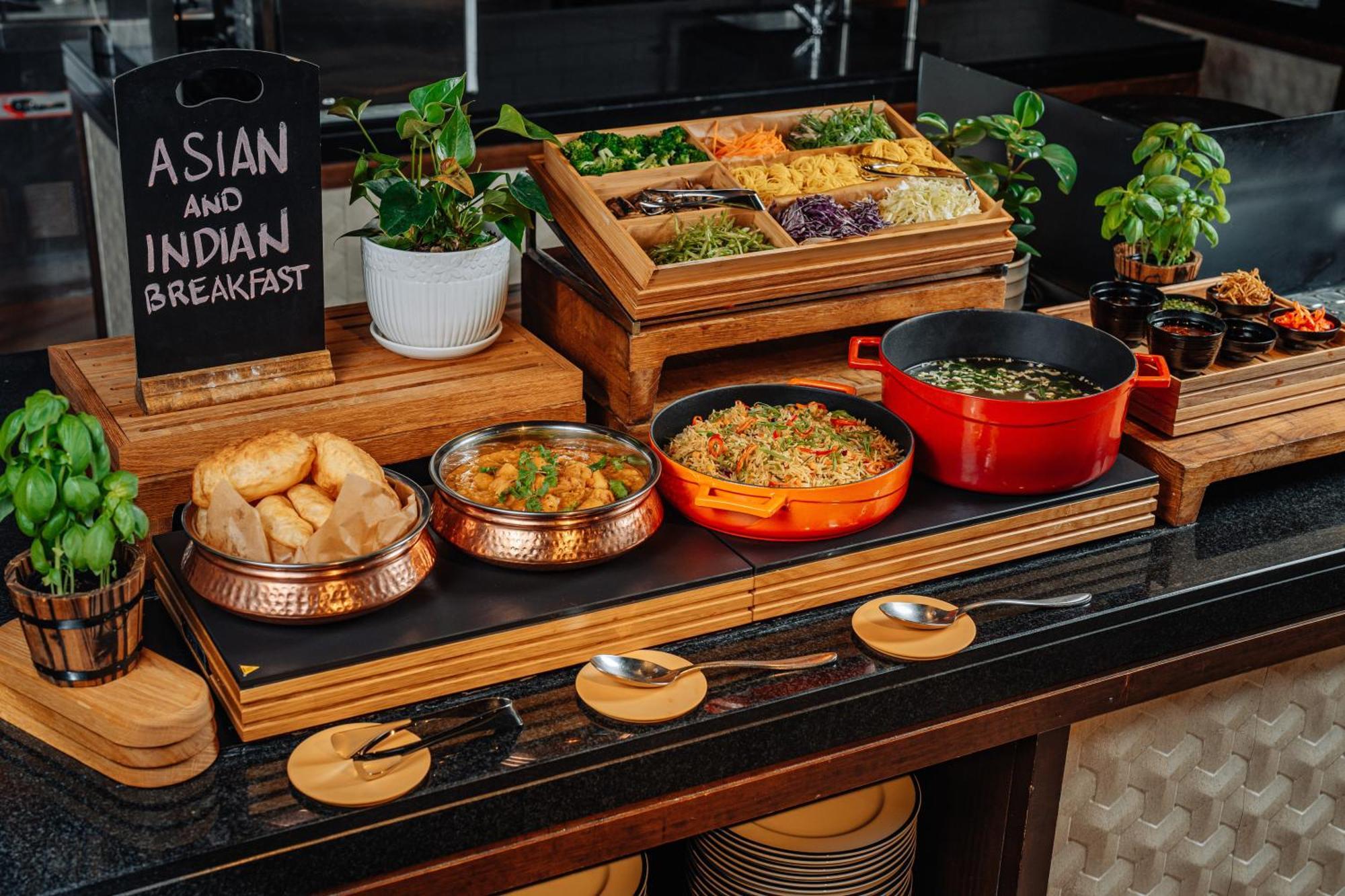 Doubletree By Hilton Dubai - Business Bay Hotel Bagian luar foto